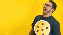 Stickergiant Going To Lunch GIF - Stickergiant Going To Lunch Cookies GIFs