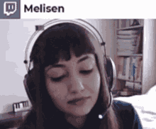 Melosen Melike Evsen GIF - Melosen Melike Evsen Dans GIFs