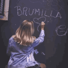 Brumilla Heart GIF - Brumilla Heart Chalk GIFs