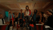 Pouring Pills GIF - Pouring Pills Open GIFs