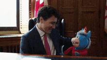 Justin Trudeau Hug GIF - Justin Trudeau Hug Love GIFs