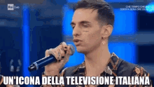 Domenicain Achillelauro GIF - Domenicain Achillelauro Iconadella Televisione Italiana GIFs
