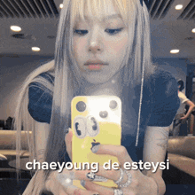 Esteysi Chaeyoung GIF