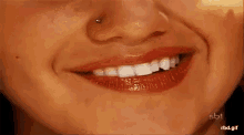 Roberta Pardo T01e04 GIF - Roberta Pardo T01e04 Bite Lips GIFs