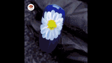 a purple background with a white circle in the middle and a red circle that says ' i love you ' on it
