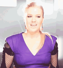 Kelly Clarkson Wink GIF - Kelly Clarkson Wink Smile GIFs