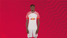 Pointing At My Back Mohamed Simakan GIF - Pointing At My Back Mohamed Simakan Rb Leipzig GIFs