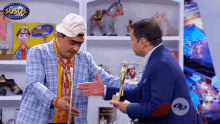 Shake Hands Dany Alejandro Hoyos GIF - Shake Hands Dany Alejandro Hoyos Suso GIFs