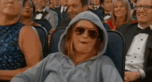 Amy Poehler Peace Sign GIF - Amy Poehler Peace Sign Deuces GIFs