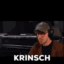 Krinsch Cringe GIF - Krinsch Cringe Handofblood GIFs