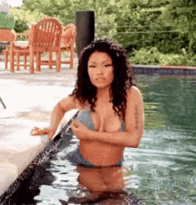 Nicki Minaj Pool GIF - Nicki Minaj Pool Seductive GIFs