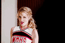 Glee Quinn Fabray GIF - Glee Quinn Fabray Pointing GIFs