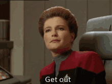 Star Trek Kathryn Janeway GIF - Star Trek Kathryn Janeway Get Out GIFs