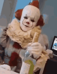 Stressed Pennywise GIF - Stressed Pennywise It GIFs