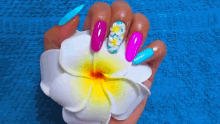 손톱 트로피컬 여름 네일 ネイル　夏　プルメリア　南国 GIF - Nails Tropical Nail GIFs