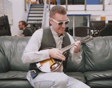 Playing Guitar Perform GIF - Playing Guitar Perform Getting Interrupted GIFs