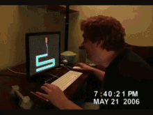 Monitor Punch GIF - Monitor Punch Scared GIFs