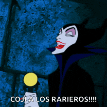 a cartoon of maleficent from sleeping beauty is holding a microphone and says " coj a los rarieros "