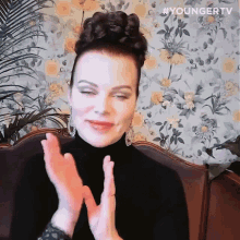 Clapping Getting Younger GIF - Clapping Getting Younger Younger GIFs