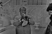 Trumpeter Louis Armstrong GIF - Trumpeter Louis Armstrong Hello Dolly GIFs