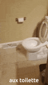 Aux Toilette Golden Freddy GIF