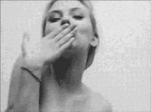 Blowing Kisses GIF - Scarlett Johansson Blow A Kiss Flying Kiss GIFs