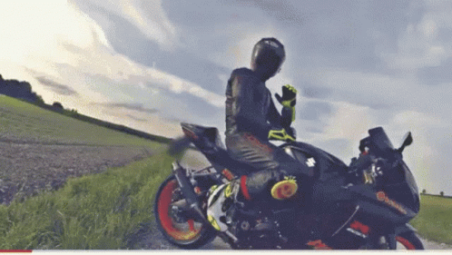 Motorcycle Waving GIF - Motorcycle Waving Bye - Discover & Share GIFs