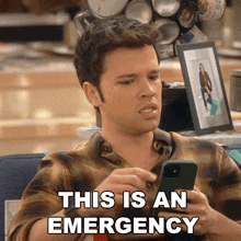 This Is An Emergency Freddie GIF - This Is An Emergency Freddie This Is Important GIFs