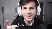 Stay Cool Chairhandler GIF - Stay Cool Chairhandler Chandler Riggs GIFs