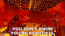 You Dont Know Youre Beautiful Harry Styles GIF - You Dont Know Youre Beautiful Harry Styles Lizzo GIFs