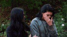 Kylie Jenner Kourtney Kardashian GIF - Kylie Jenner Kourtney Kardashian Crying GIFs