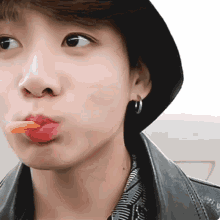 Cute Eating GIF - Cute Eating Jeon Jungkook GIFs