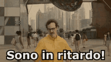 Scappo Sono In Ritardo Corro GIF - I Run Im Late Run GIFs
