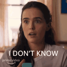 I Dont Know What To Say Zoey Deutch GIF - I Dont Know What To Say Zoey Deutch Something From Tiffanys GIFs