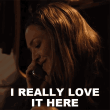 I Really Love It Here Elizabeth Holmes GIF - I Really Love It Here Elizabeth Holmes Amanda Seyfried GIFs