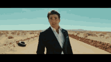 Tom Cruise 2020 GIF - Tom Cruise 2020 Laugh GIFs