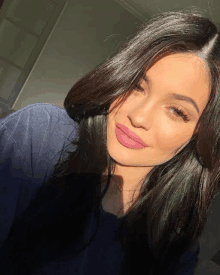 Kylie Jenner Kiss Sun Kiss GIF - Kylie Jenner Kiss Sun Kiss Sun GIFs