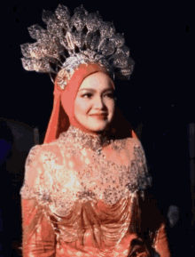 Siti Nurhaliza Queen GIF - Siti Nurhaliza Queen Siti GIFs