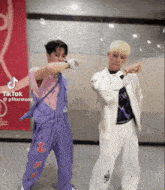 Mark Keeho Jump Challenge Nct Mark Dancing GIF - Mark Keeho Jump Challenge Nct Mark Dancing Piwon Keeho Dancing GIFs