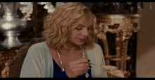 Humus Sex In The City GIF - Humus Sex In The City Looking GIFs