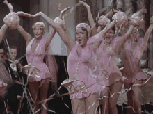 Singin In The Rain - Debbie Reynolds GIF - Debbie Reynols Singin In The Rain GIFs