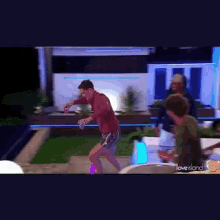 alex loveisland obstacle course