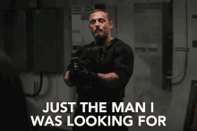 Skyscraper Movie Just The Man I Was Looking For GIF - Skyscraper Movie Skyscraper Just The Man I Was Looking For GIFs