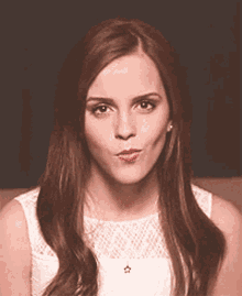 How You Doin Emma Watson GIF - How You Doin Emma Watson Pretty GIFs