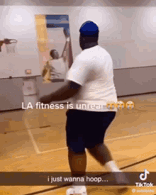 Ootersz Prisonshowers GIF - Ootersz Prisonshowers La Fitness Dance GIFs