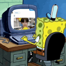 a cartoon sponge sits at a desk using a computer with a screen that says todos on it