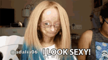 I Look Sexy Cute GIF - I Look Sexy Cute Confident GIFs