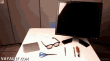 How To Make A Secret Computer Monitor GIF - Science Technology Cool GIFs