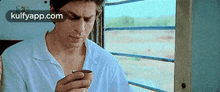 31.Gif GIF - 31 Shah Rukh Khan Person GIFs