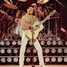 Queen Freddie GIF - Queen Freddie Freddie Mercury GIFs